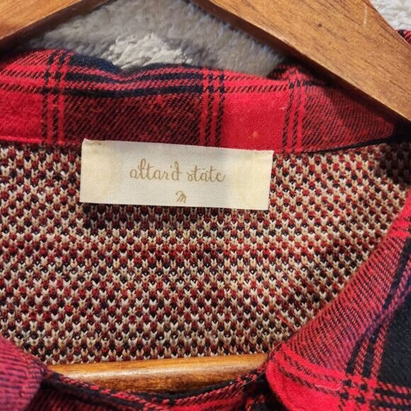 Altar'd State Womens Red Black Fair Isle Trimmed Button Up Shirt Size M Western - Picture 4 of 12